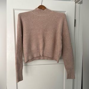 Cropped mock neck sweater in light blush pink med